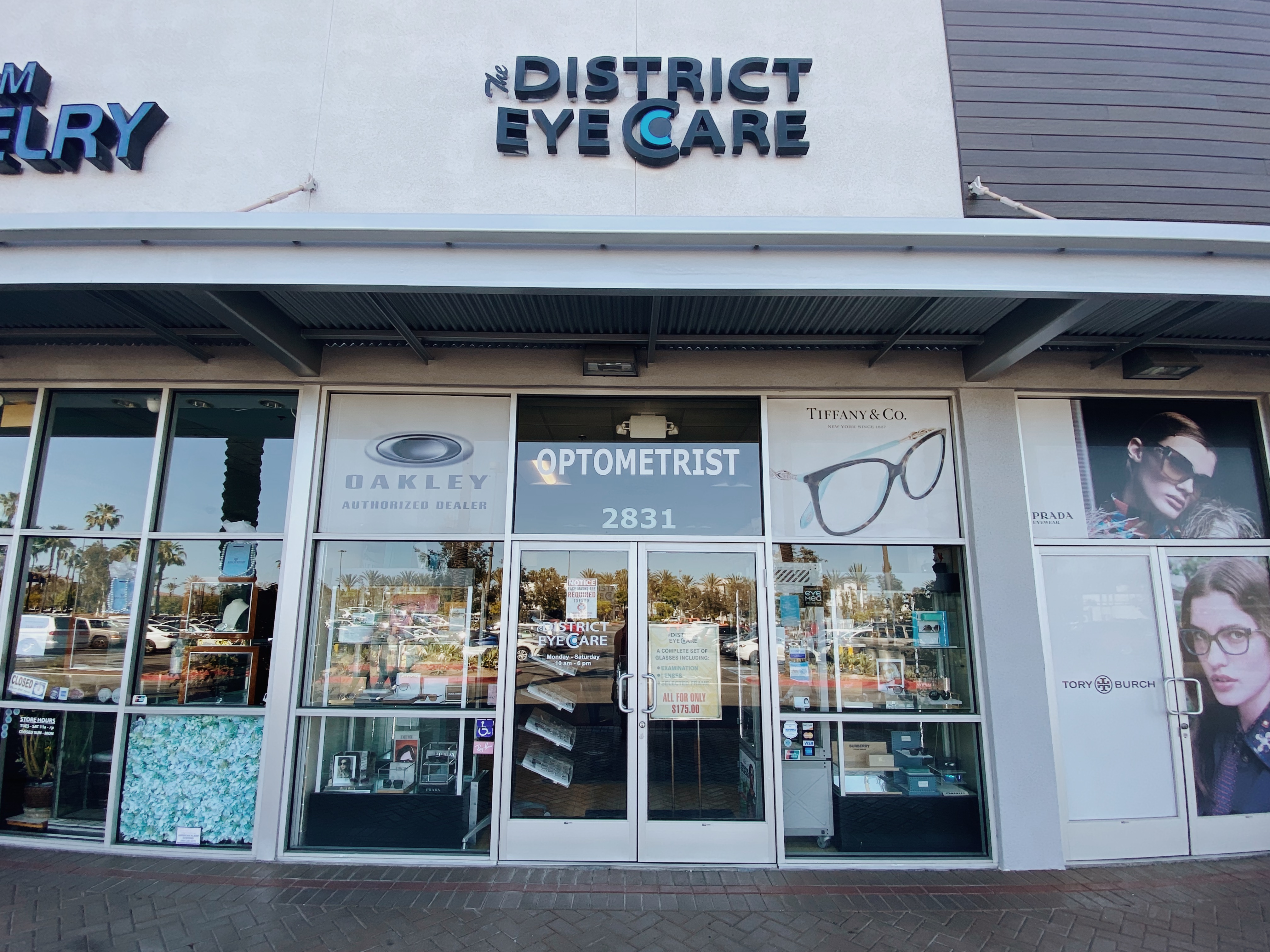 district-eye-care-photo